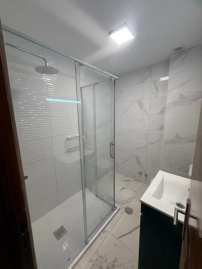 Bathroom Renovation in a Clean Modern Style